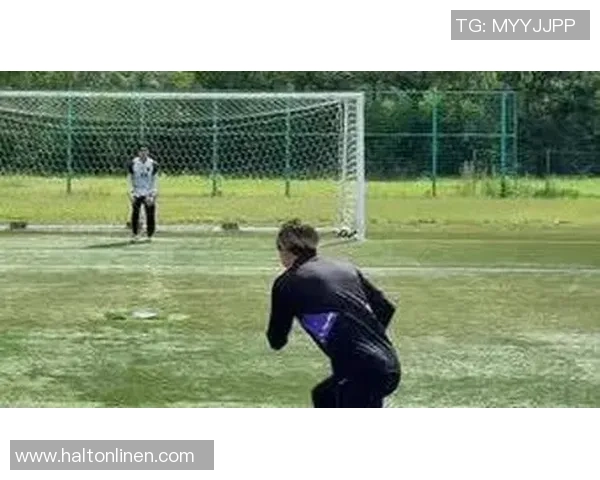 足球明星成名之路揭秘:从技巧训练到心理素质的全面提升